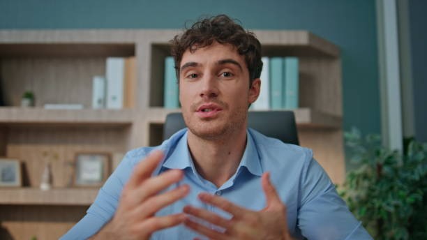 A seller recording a personalised video message